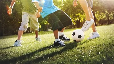 أهمية الرياضة للأطفال.. كيف تعزز النشاط البدني النمو العقلي والجسدي؟