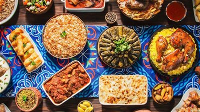 أشهر أكلات المصريين على مائدة رمضان.. طريقة عمل المحشي والبط
