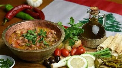 سحورك جاهز.. أسهل طريقة لتحضير الفول بالخلطة اللذيذة