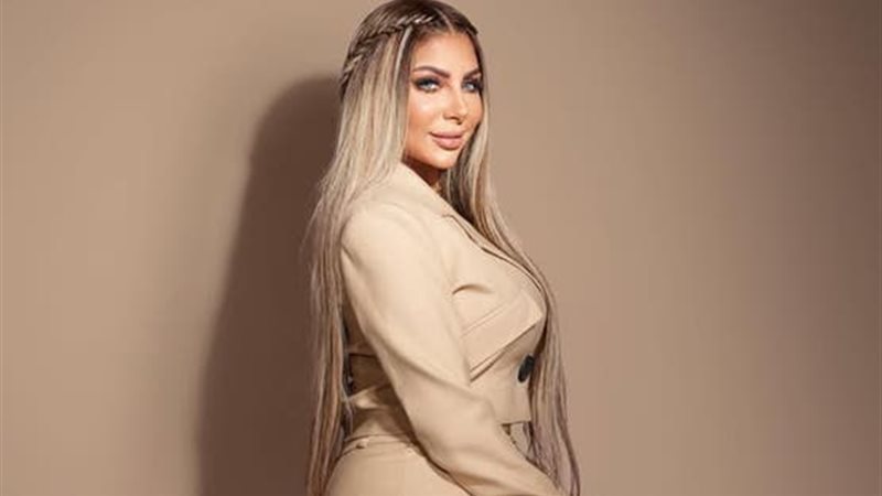 سارة خليفة 