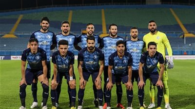الأهلي يترقب والفرصة تلوح.. تعثر بيراميدز يعيد الأمل إلى القلعة الحمراء