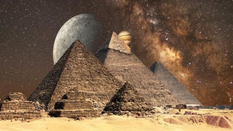 الأهرامات 