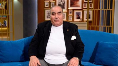وصول جثمان الفنان سيد صادق إلى مسجد الشرطة بالشيخ زايد