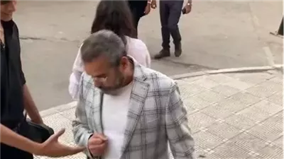 أحمد عبد العزيز يكشف حقيقة أزمة تجاهله معجبا.. «سوء تفاهم لحظي»