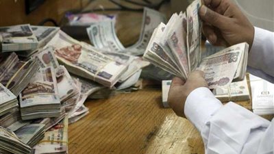 وزير العمل يقاضي نقابة القطاع الخاص بعد طلب زيادة الأجور