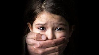 أمن الجيزة يضبط عاملة متهمة بهتك عرض طفلة بالهرم
