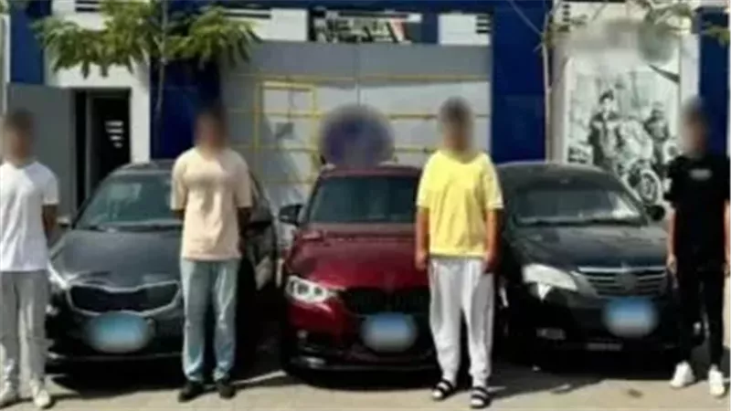 المتهمين