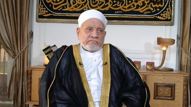 الدكتور أحمد عمر