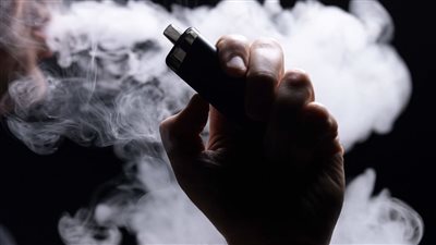 أضرار خطيرة يسببها التدخين السلبي للفيب والسجائر الإلكترونية