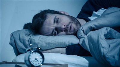 «دماغك يحتاج للتنظيف».. دراسة تحذر من مخاطر سهر رمضان