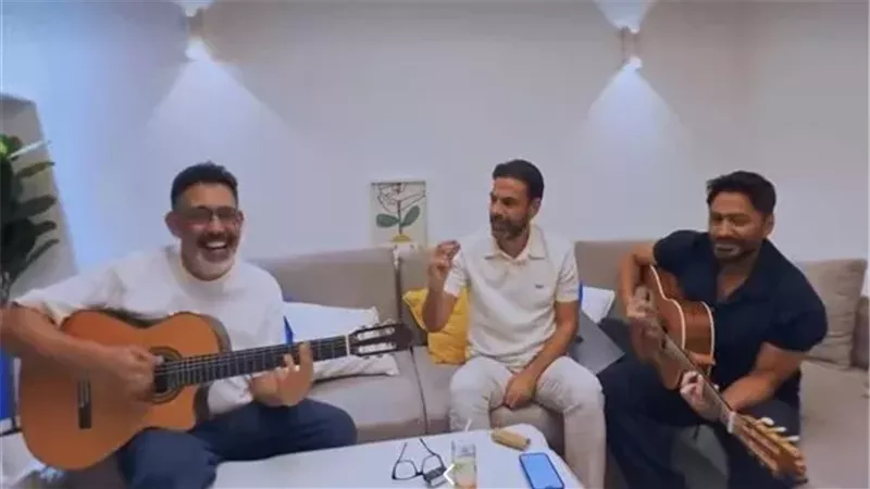 تامر حسني وعمرو مصطفى